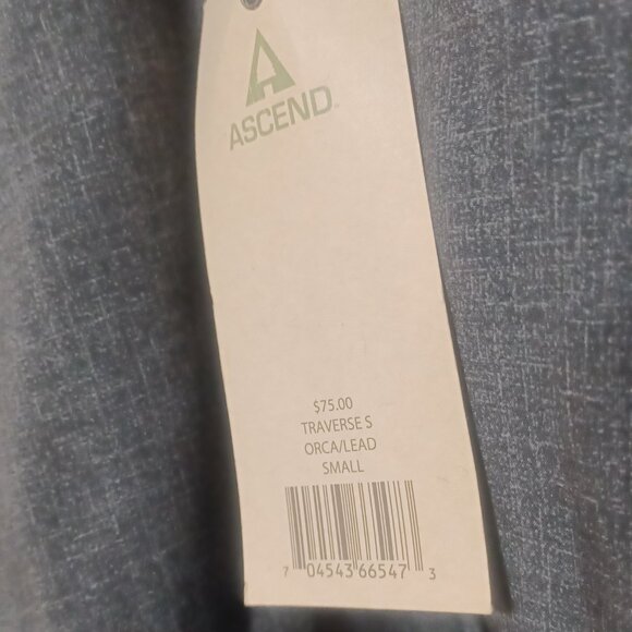 Women's jacket - Picture 3 of 3